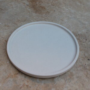 plateau rond blanc · vide-poche rond minimaliste · plateau support bougie · plateau artisanal effet pierre · plateau déco salon